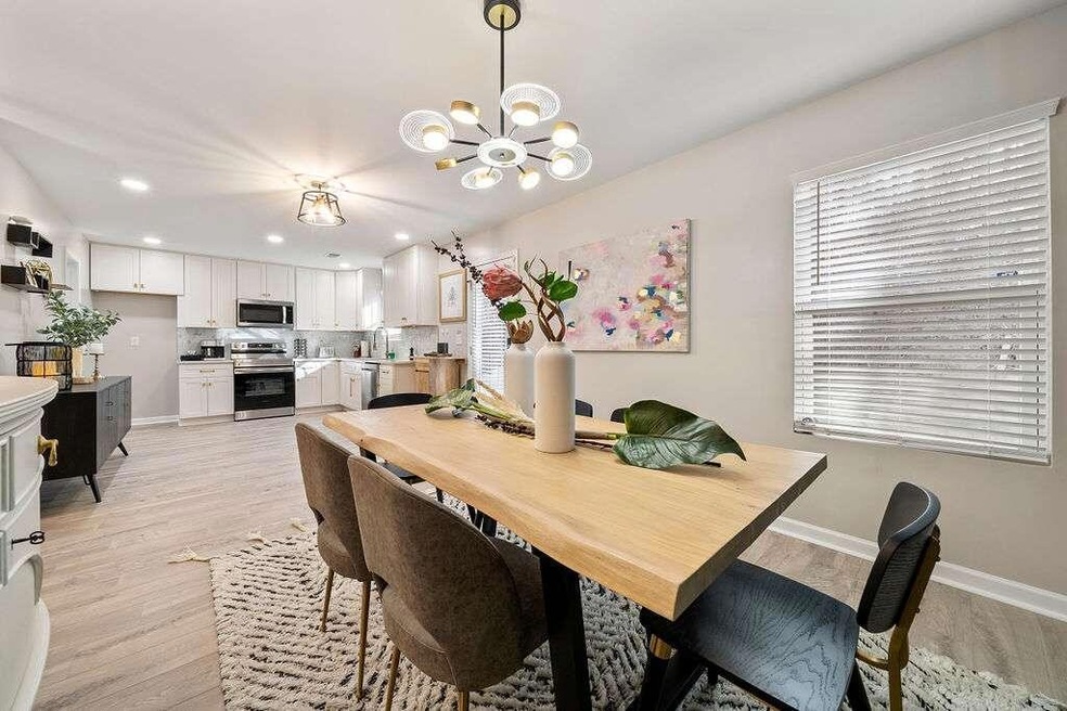 5618 Laurel Ridge Dr, East Point, GA 30344 - photo 1