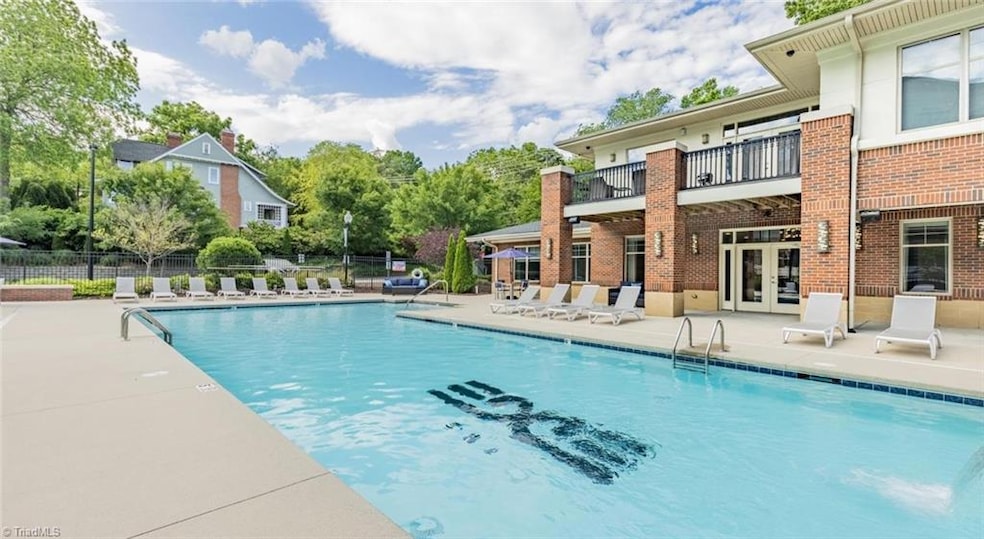 111 Edgeway Dr unit A1, Winston-Salem, NC 27104 - photo 1