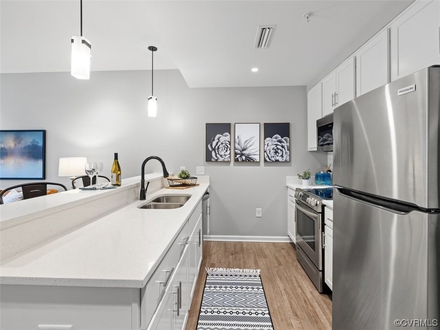 Incredible Kitchen