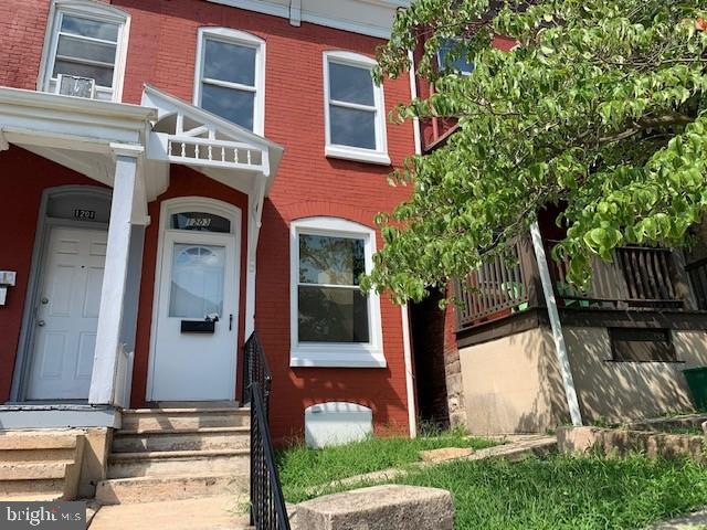 1203 Green St, Reading, PA 19604 - photo 1