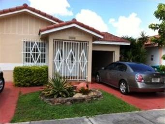 5666 SW 149th Place, Miami, FL 33193 - photo 1