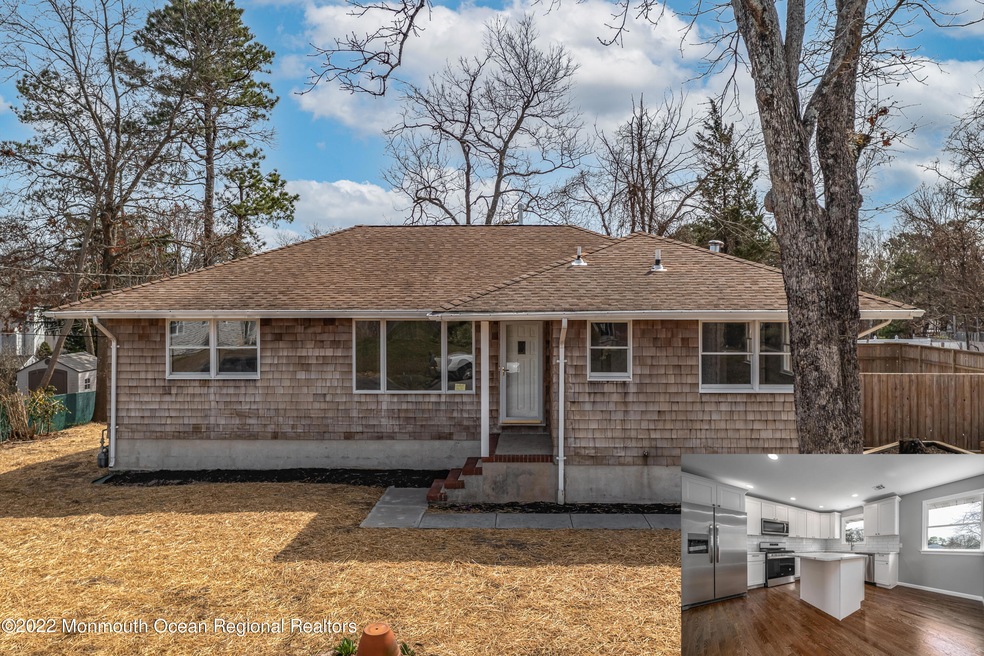2115 Whitcomb 1