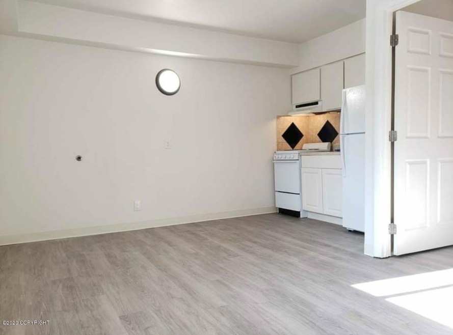 3003 Wendys Way unit 3, Anchorage, AK 99517 - photo 1