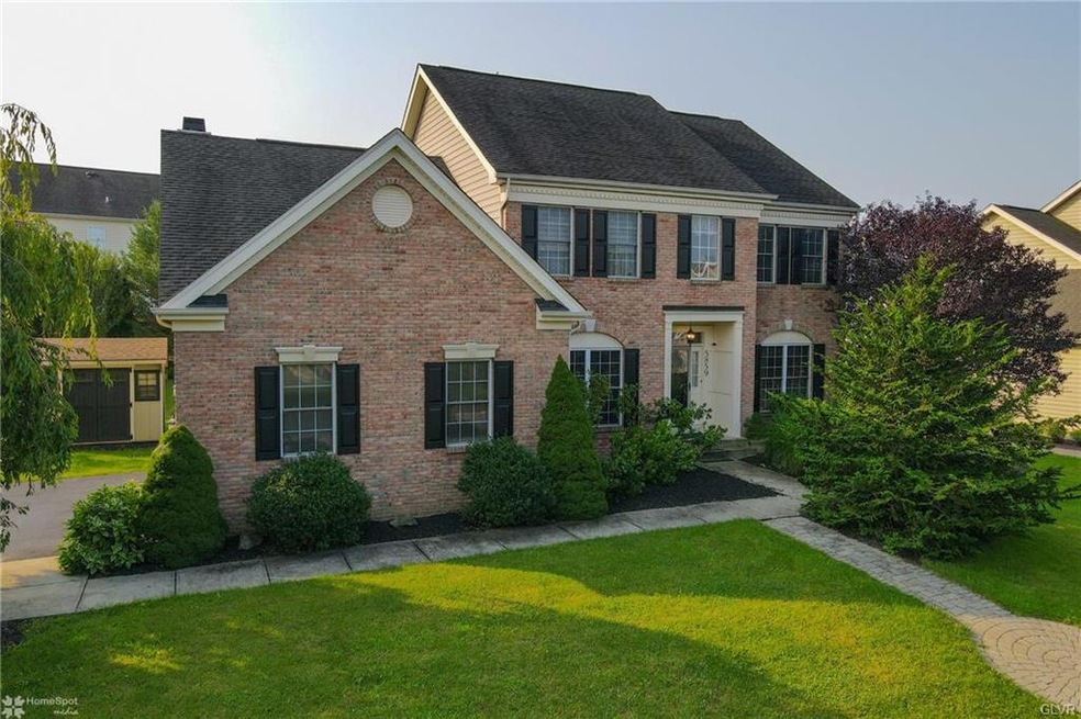 5859 Monocacy Dr, Bethlehem, PA 18017 - photo 1