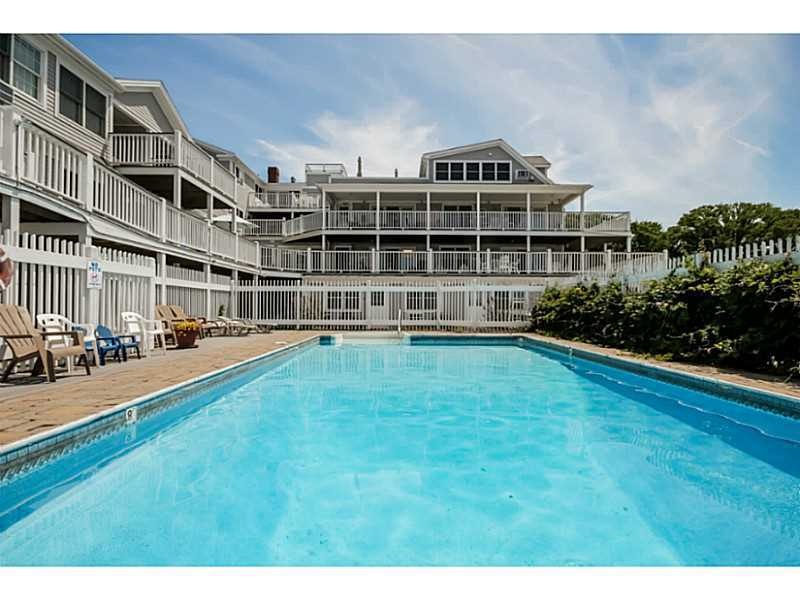 Swimming Pool/Hot Tub/Sauna.