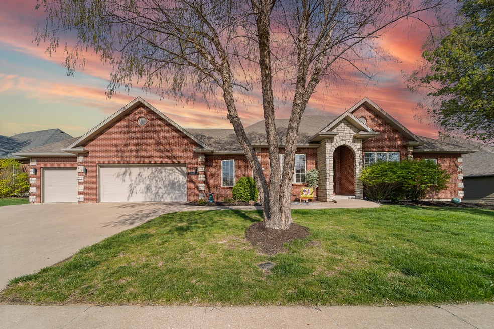 5109 Newbury Way, Columbia, MO 65203 - photo 1