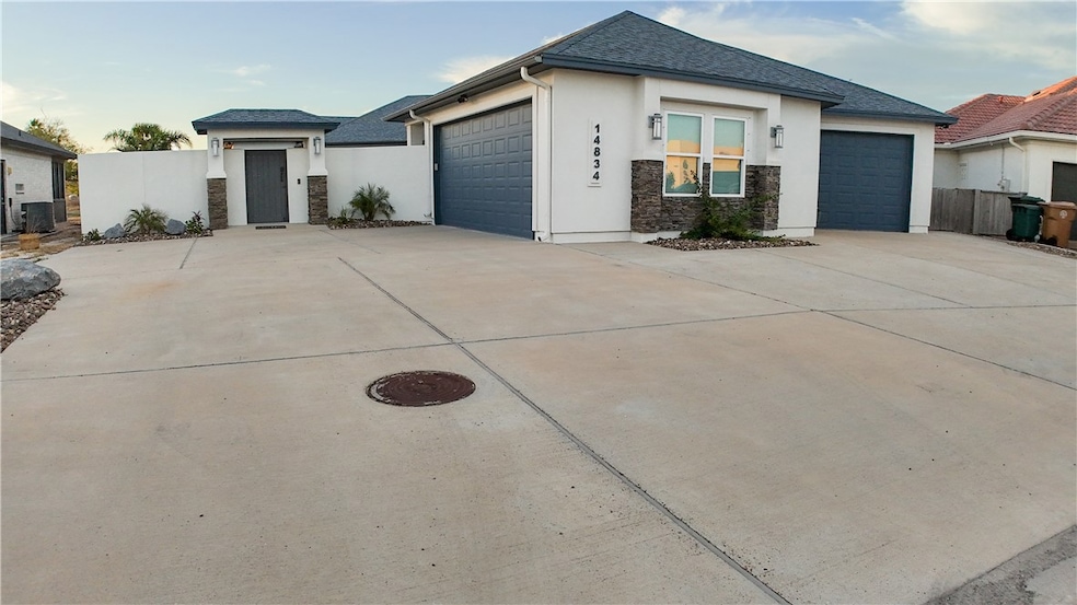 14834 Highland Mist Dr, Corpus Christi, TX 78418 - photo 1