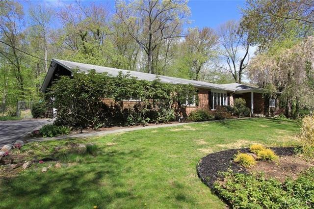 10 Summit Cir, Somers, NY 10589 - photo 1