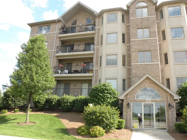 14130 Sheffield Dr unit 101, Homer Glen, IL 60491 - photo 1