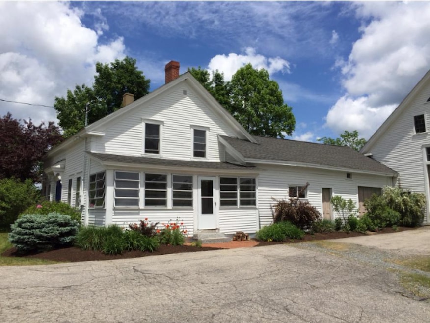 1110 Salmon Falls Rd, Rochester, NH 03868 - photo 1