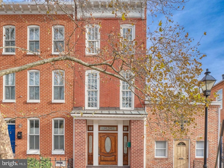 811 S Sharp St, Baltimore, MD 21230 - photo 1