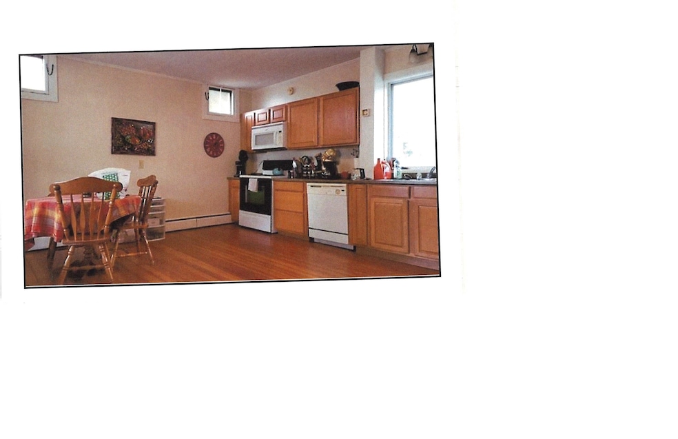 16 Middle St unit 2 UPSTAIRS, Keene, NH 03431 - photo 1