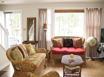 569 Carriage Shop Rd unit C, East Falmouth, MA 02536 - photo 1