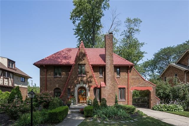 001-Exterior-4694109-medium.jpg