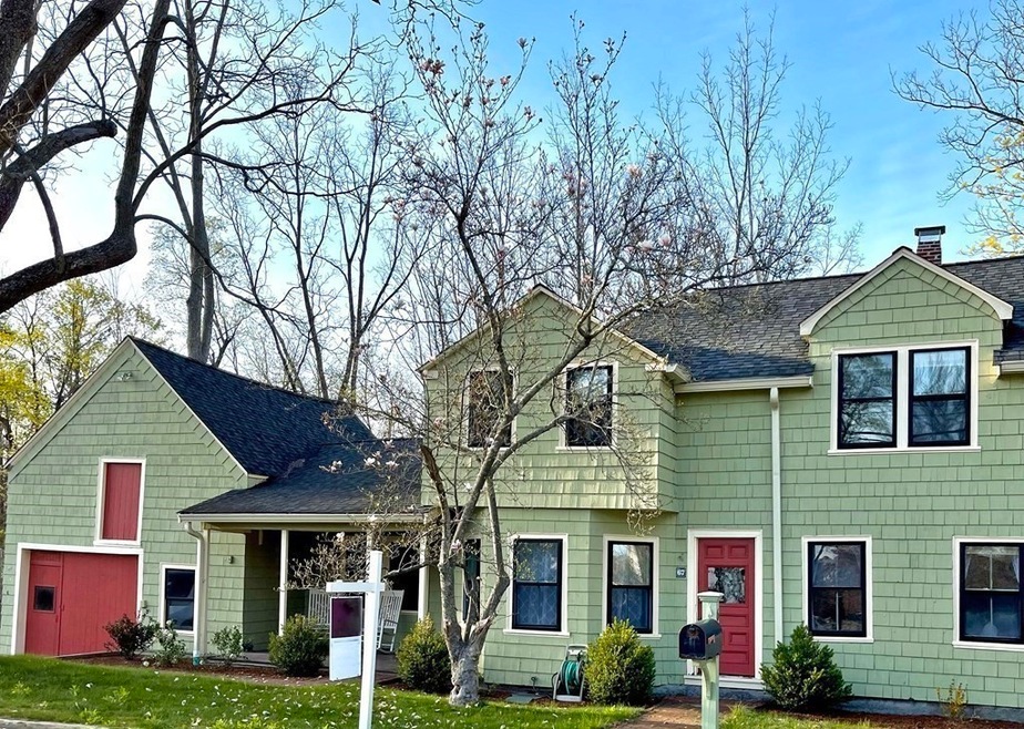 Sold $755,000 • Co-Listing Agent