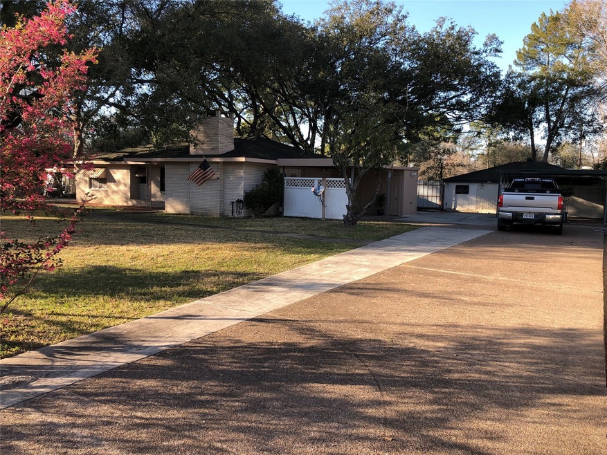 8634 Bart Ln, Houston, TX 77040 - photo 1