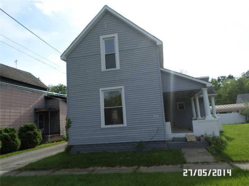 240 S Fisher St, Wabash, IN 46992 - photo 1