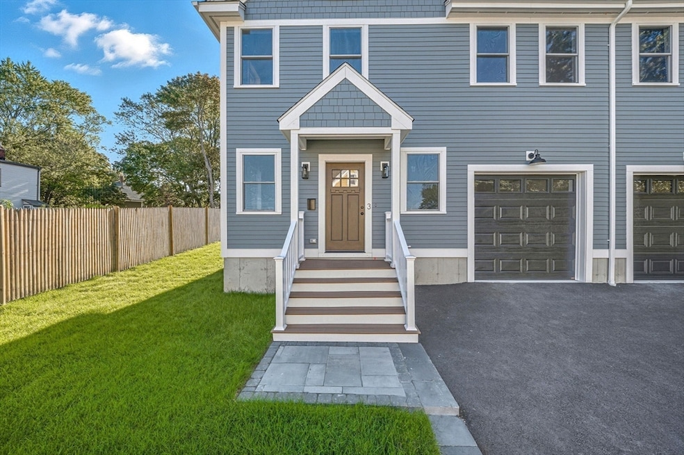 Pending $645,000 • Co-Listing Agent