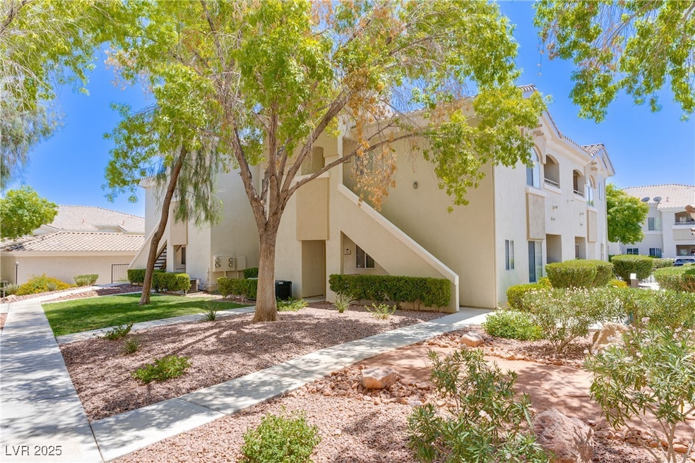 1301 Red Gable Ln unit 204, Las Vegas, NV 89144 - photo 1