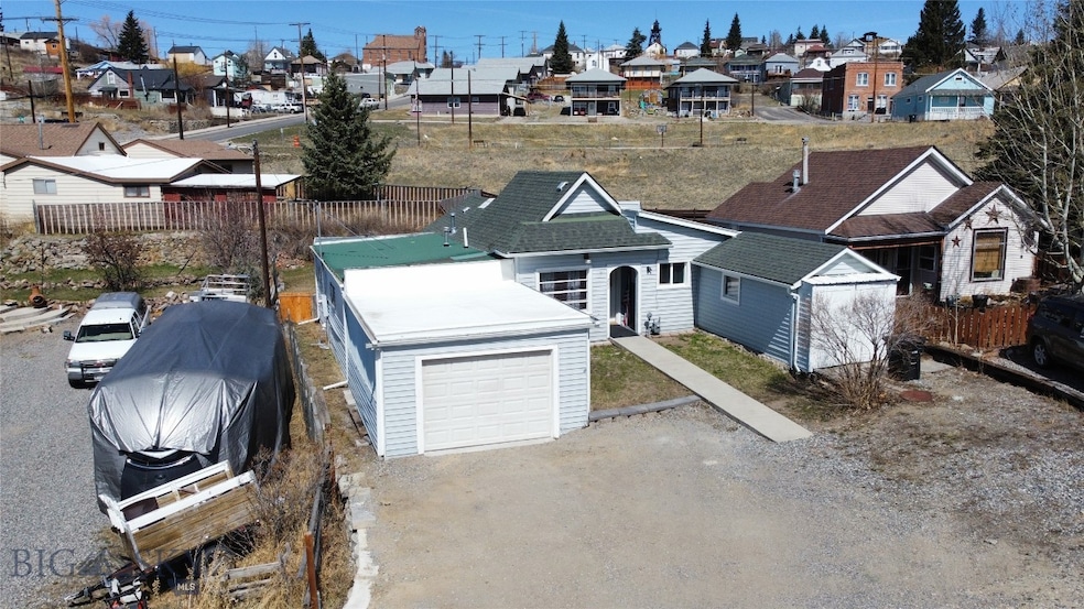 205 E Pacific St, Butte, MT 59701 - photo 1