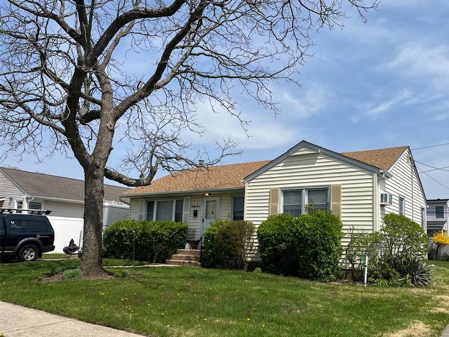 Sold $600,000 • Co-Listing Agent