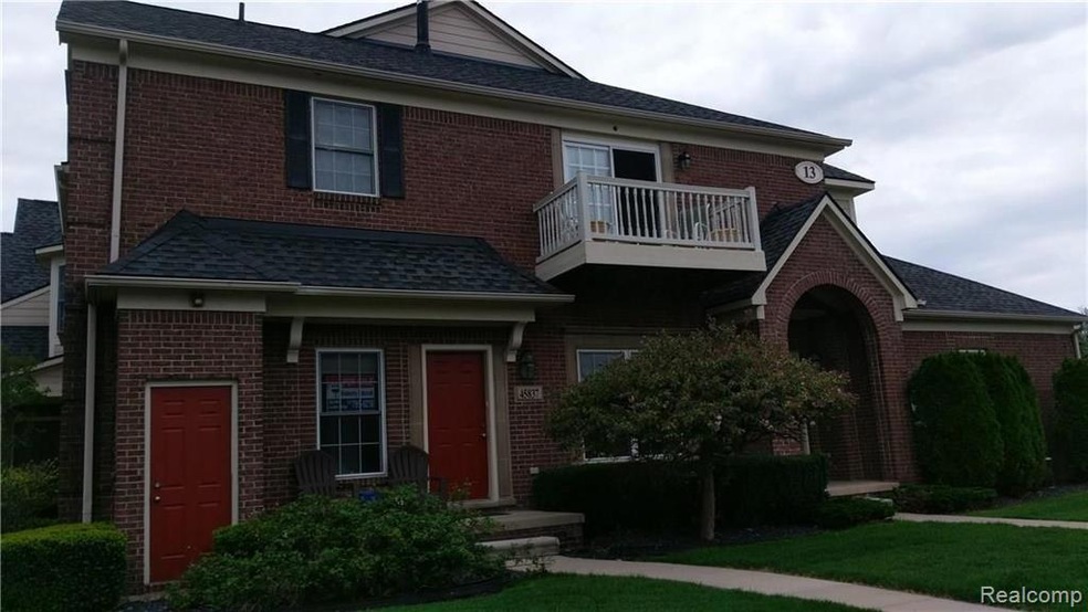 45837 Graystone Ln unit 114, Canton, MI 48187 - photo 1