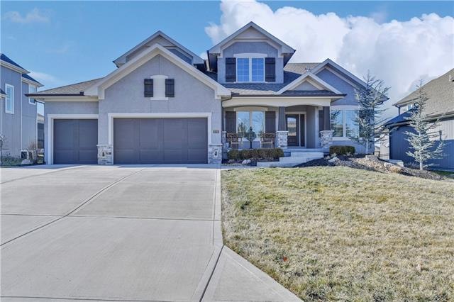 9708 Shady Bend Cir, Lenexa, KS 66227 - photo 1