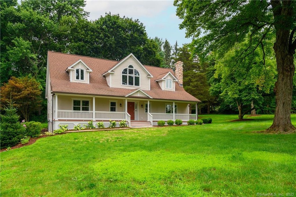 7 Plumb Creek Rd, Trumbull, CT 06611 - photo 1