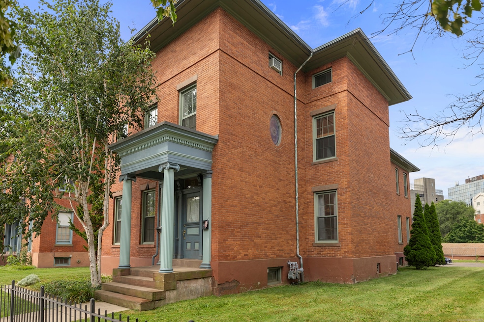 Sold $265,000