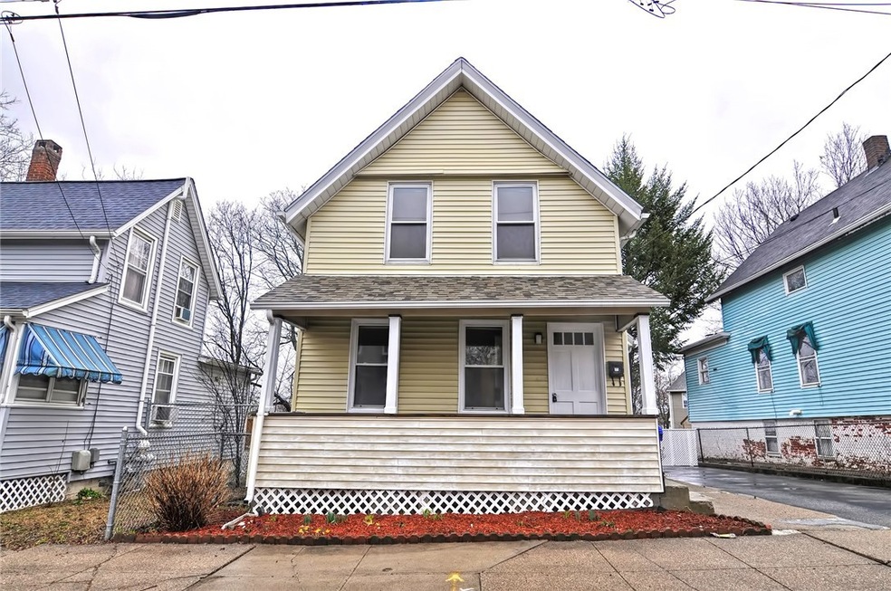 29 Whipple St, Pawtucket, RI 02860 - photo 1