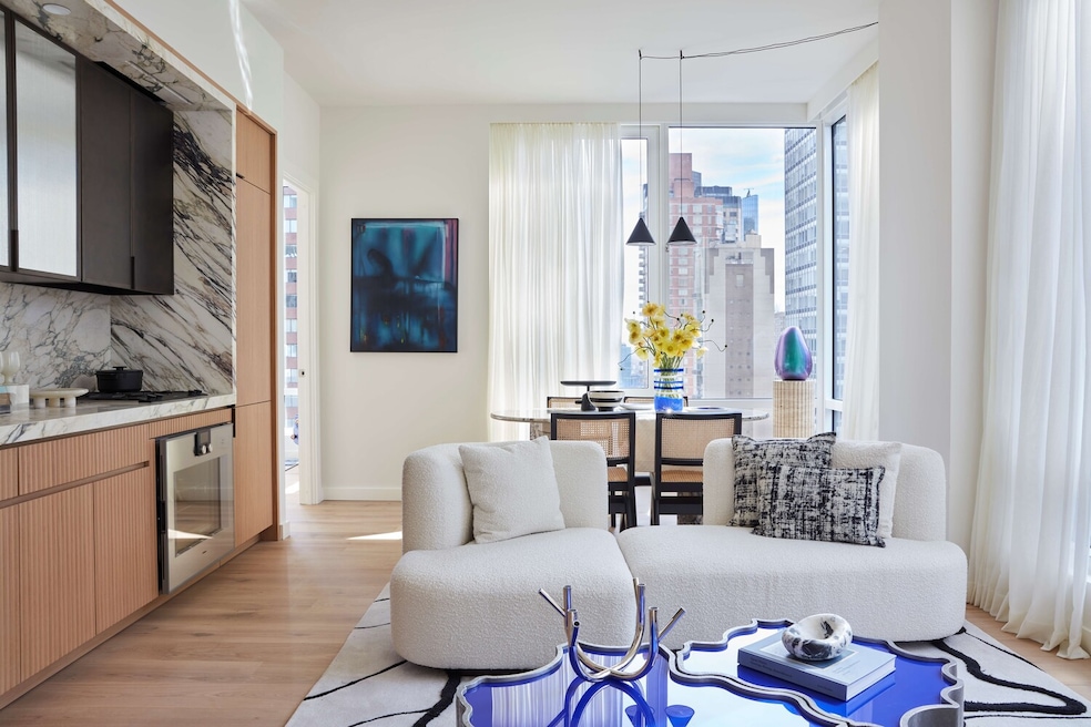 Monogram New York unit 27 C, New York, NY 10017 - photo 1