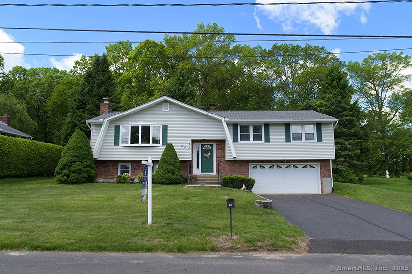 201 Crest St, Waterbury, CT 06708 - photo 1
