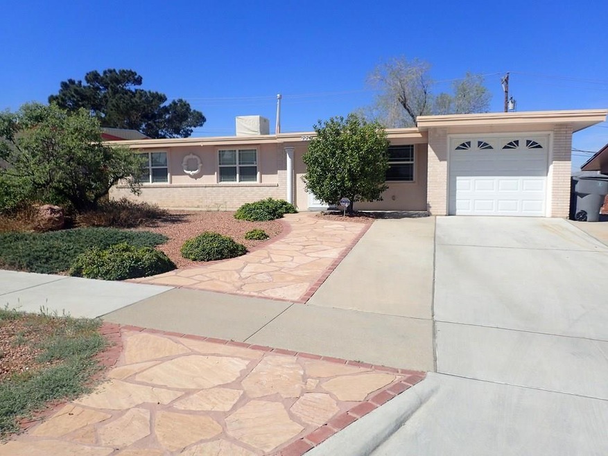 2221 Escarpa Dr, El Paso, TX 79935 - photo 1