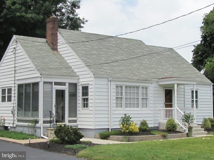 642 Old York Rd, East Windsor, NJ 08520 - photo 1