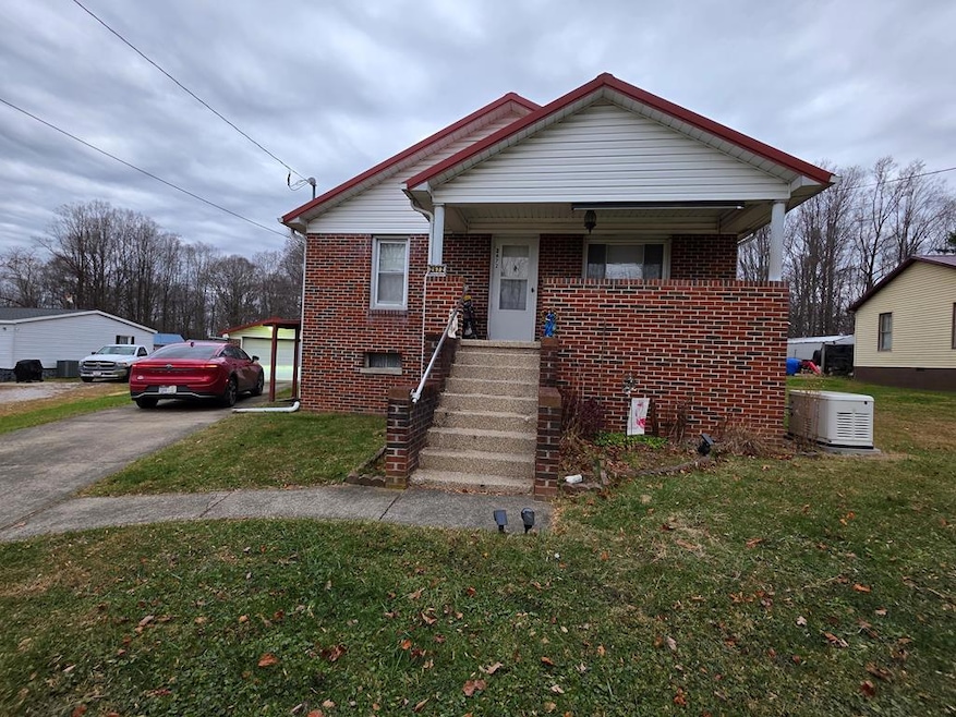 2672 Coal City Rd, Coal City, WV 25823 - photo 1