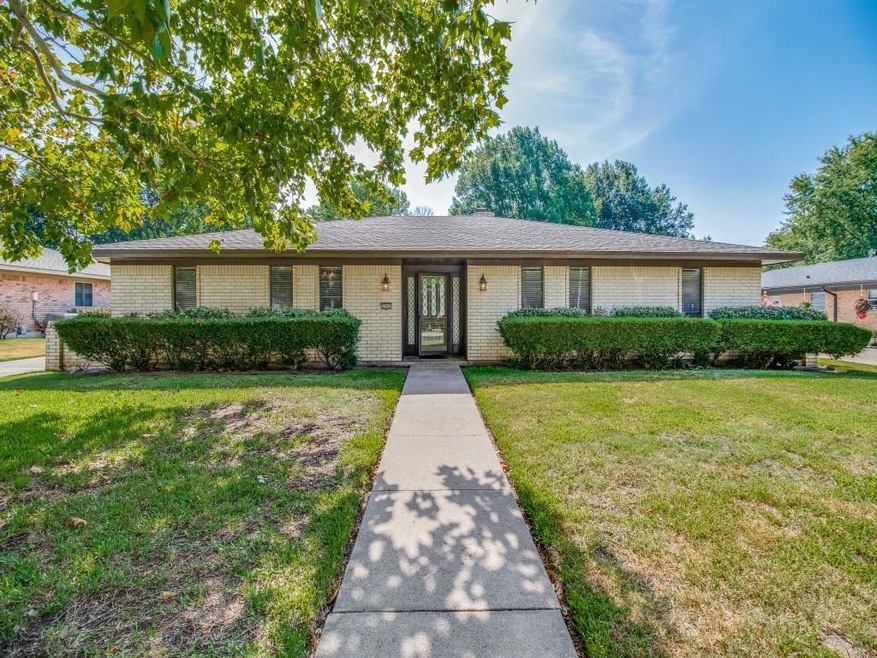 3005 Anthony Dr, Sherman, TX 75092 - photo 1