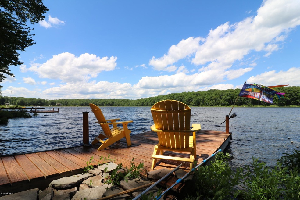 117 W Shore Dr, Hawley, PA 18428 - photo 1