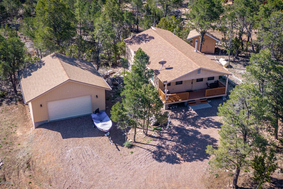 3325 Apache Dr1