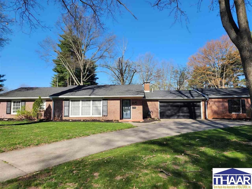 11 S 31st Street Ct, Terre Haute, IN 47803 - photo 1