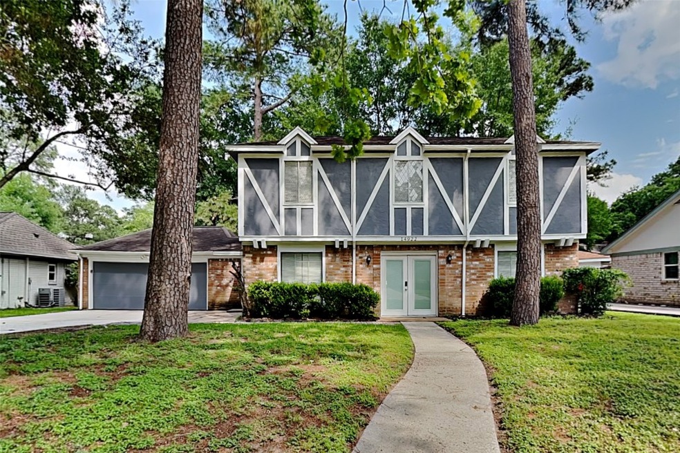 14922 Spring Lake Dr, Houston, TX 77070 - photo 1