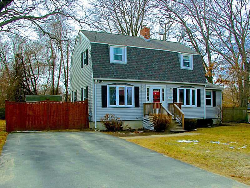 275 Norwood Ave, Warwick, RI 02888 - photo 1