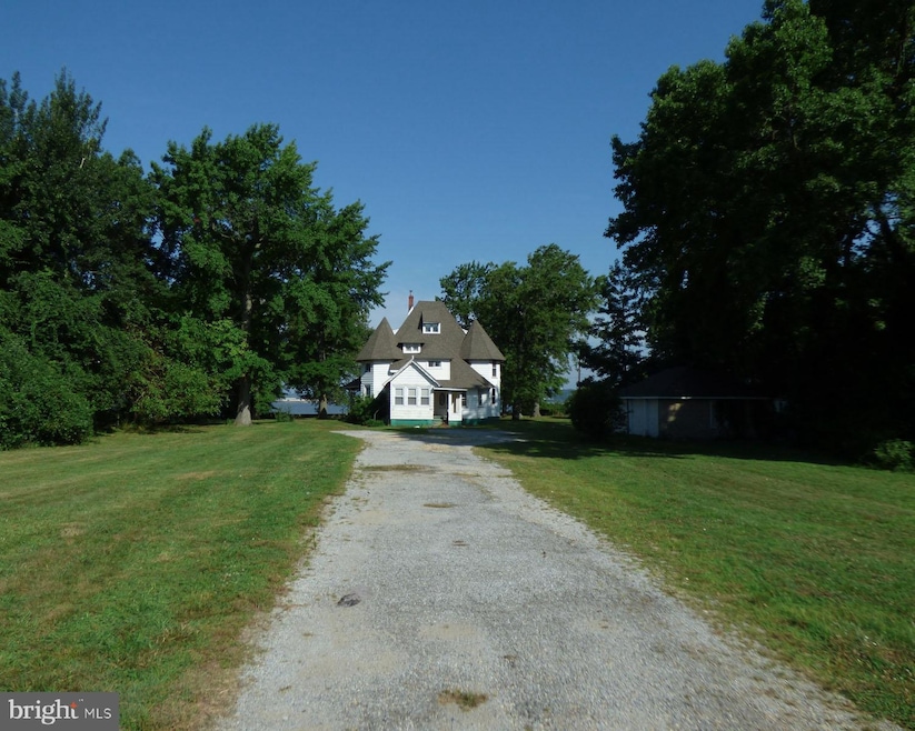 80 Delaware Ave, Penns Grove, NJ 08069 - photo 1