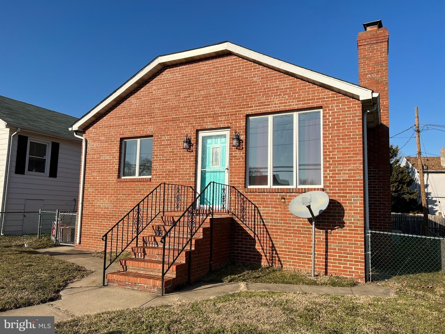 6928 Sollers Point Rd, Dundalk, MD 21222 - photo 1