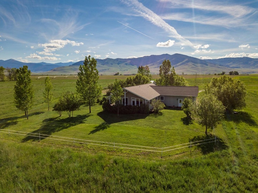 Carla Hardy - 1 Property From Above 7