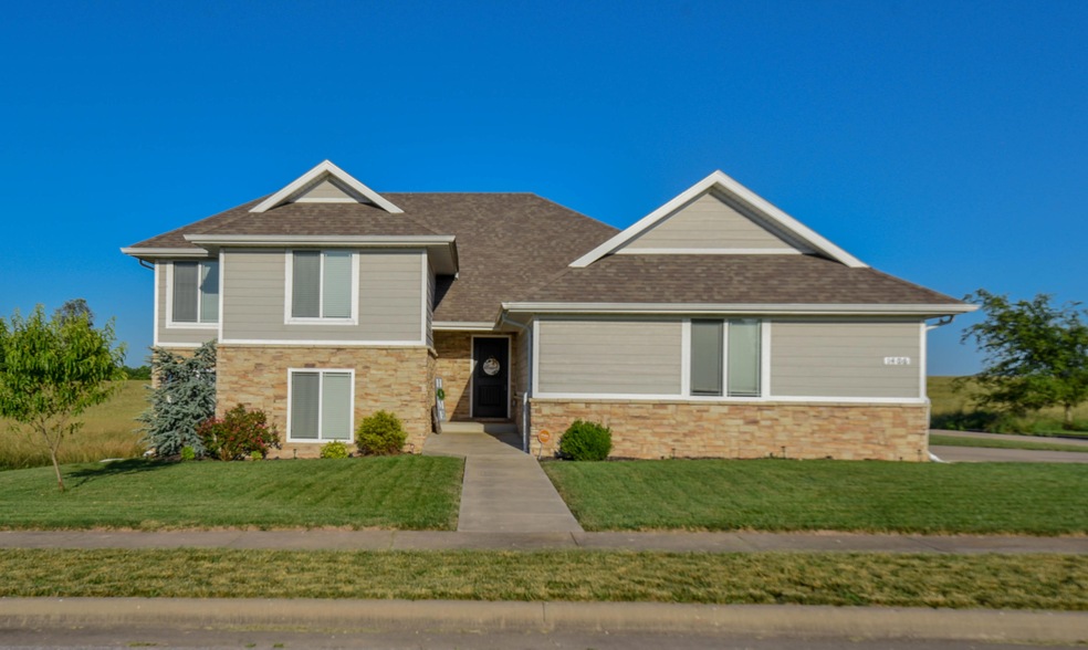 1406 S Antietam Rd, Republic, MO 65738 - photo 1