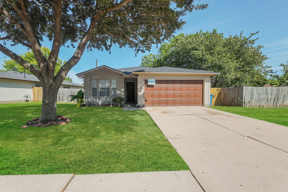 5118 Riverwood Dr, Richmond, TX 77469 - photo 1