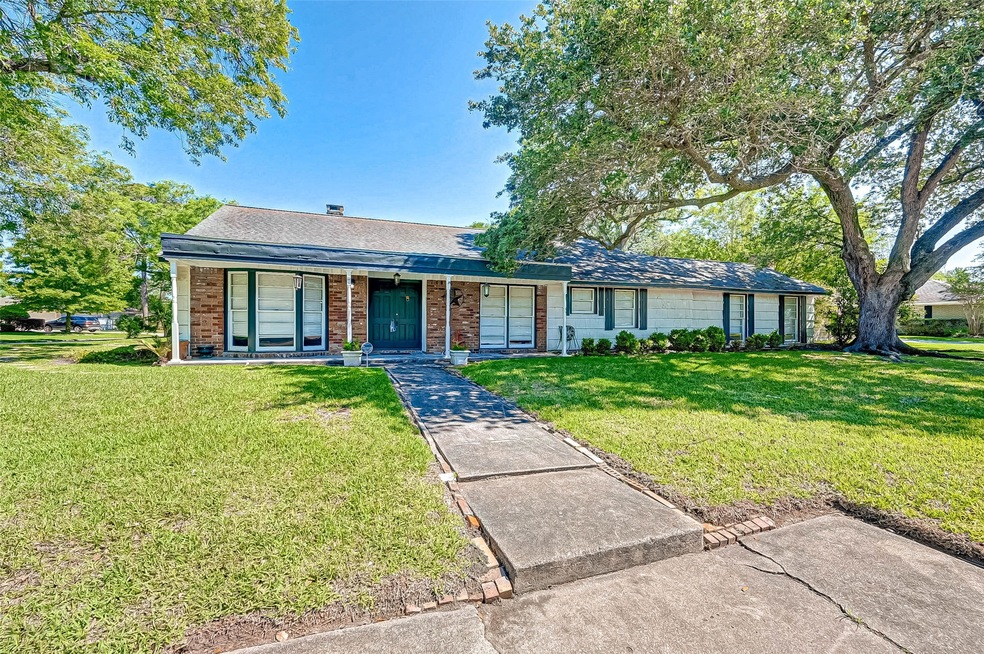 Sold • Co-Listing Agent