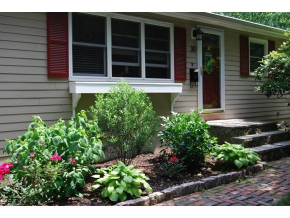 30 Sewall Rd, Portsmouth, NH 03801 - photo 1