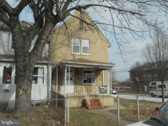 200 Saint Helena Ave, Dundalk, MD 21222 - photo 1