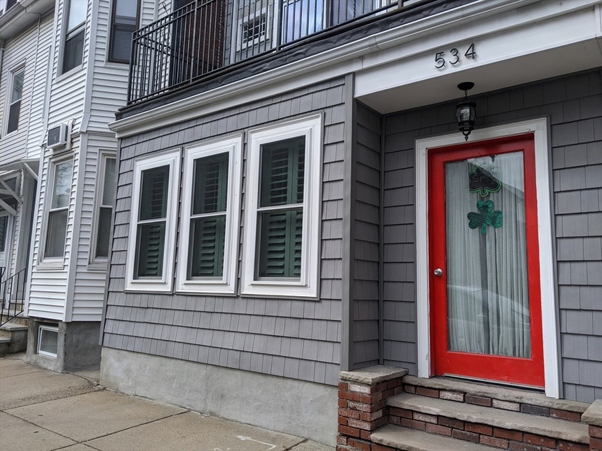 534 E 7th St unit 3, Boston, MA 02127 - photo 1